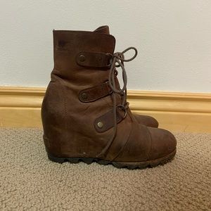 Sorrel Mel lace up boot